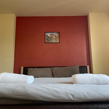 Guest house Manana House