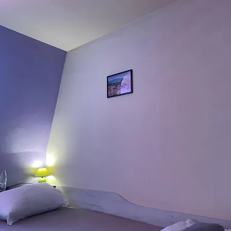 Guest house Manana House *