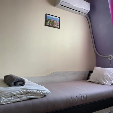 Manana House Guest house